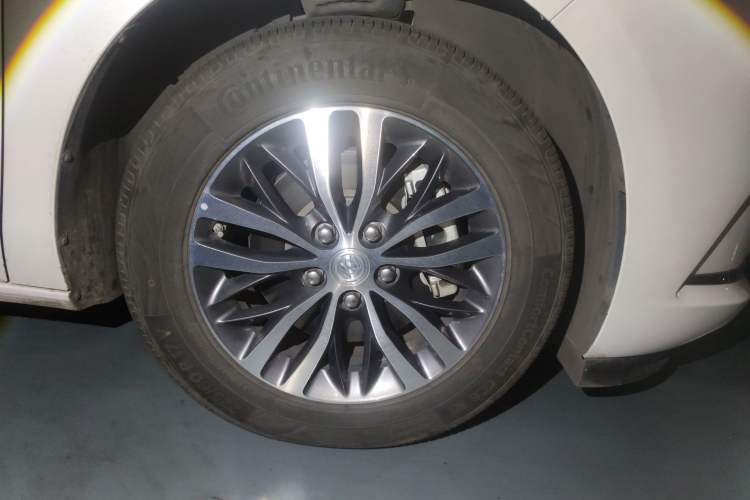 Used Buick GL8 2022 ES Landtrek 653T Comfort Edition