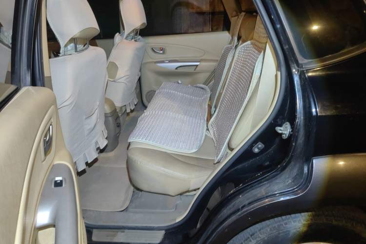 Used Hyundai Tucson 2009 2.0L Automatic Two-Wheel Drive with Sunroof
