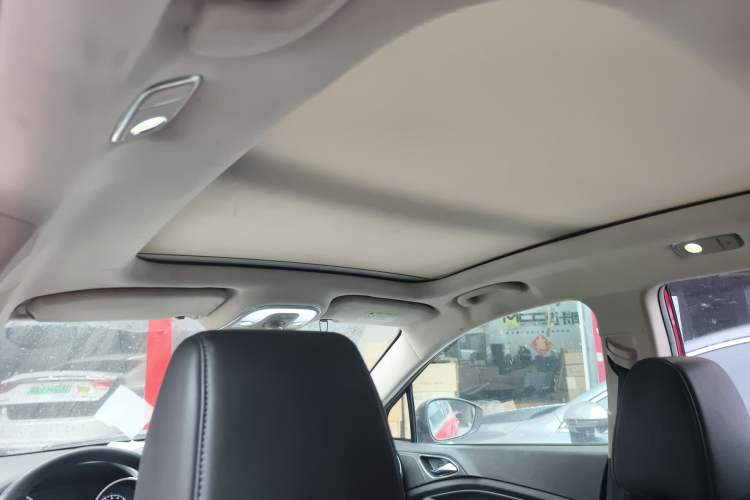 Used BYD Yuan New Energy 2018 EV360 Smart Connected Cool Model