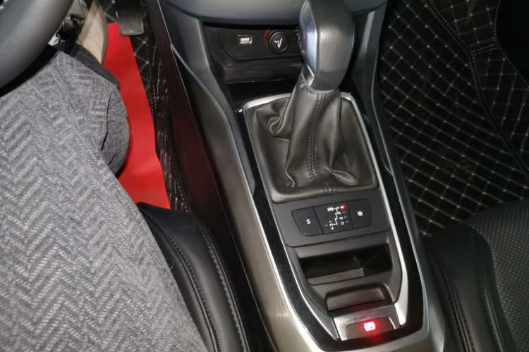 Used Peugeot 408 2016 1.6T Automatic Luxury Edition
