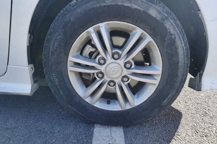 Used SAIC MAXUS G10 2019 Facelift PLUS 2.0T Automatic Elite Edition China VI
