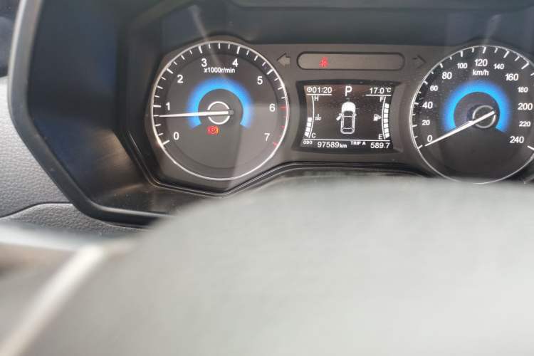 Used Dongfeng Fengon 580 2016 Revised Version 1.5T CVT Luxury Edition
