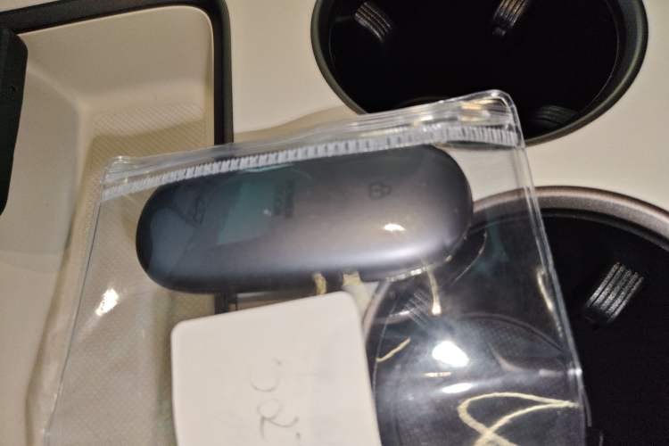 Used Li Auto MEGA 2025 Ultra Smart Refreshed Edition
