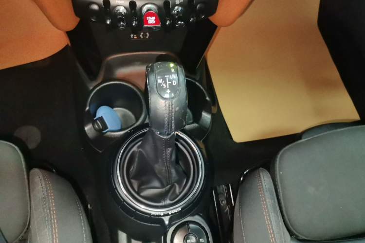 Used MINI 2016 1.5T COOPER SEVEN