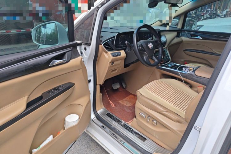 Used Buick GL8 2021 ES Landtrek 653T Luxury Model
