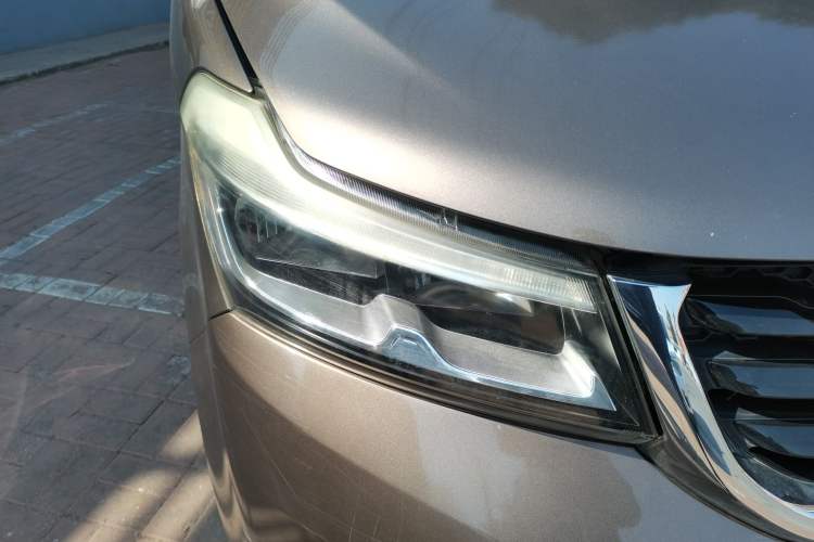 Used Huasong 7 2015 2.0T Automatic Comfort Model