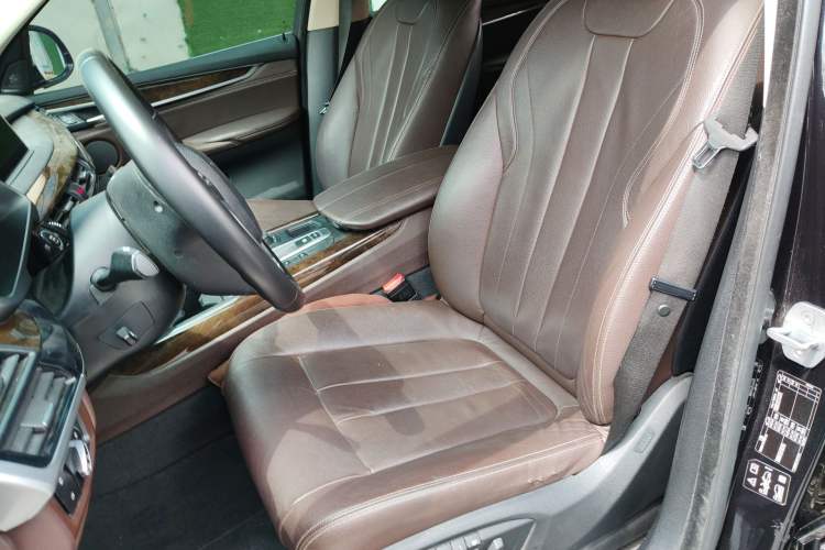 Used BMW X5 2018 xDrive28i Left Front Seat