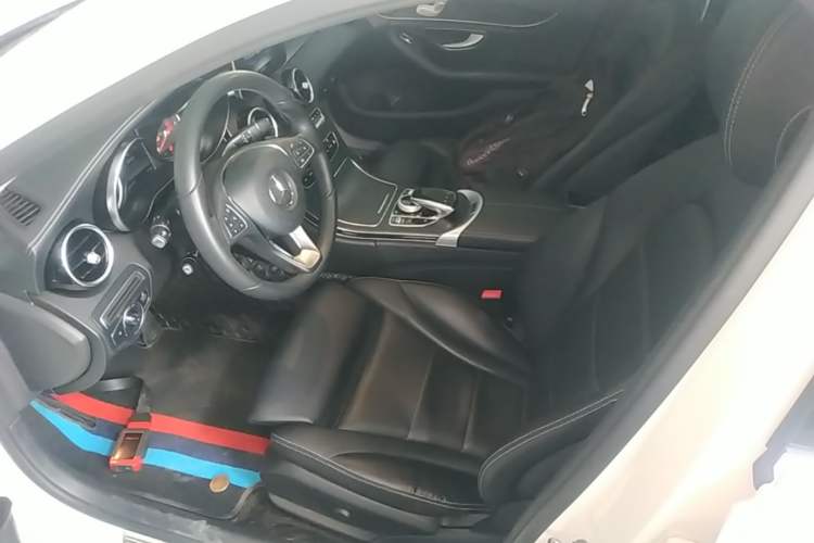 Used Mercedes-Benz C-Class 2017 Restyled C 180 L Fashion Edition Sport Version
