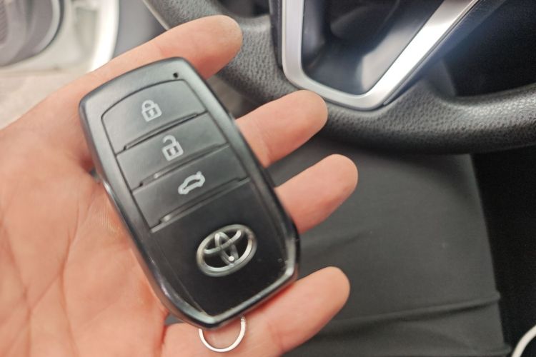 Used Toyota Levin 2024 Smart Electric Hybrid Dual-Engine 1.8L Leading Edition
