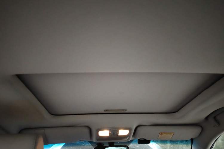 Used Geely Auto EC8 2013 2.0L Manual Elite Edition