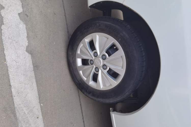 Used JAC Refine M3 2022 PLUS IKEA Edition 1.8L Comfort Version
