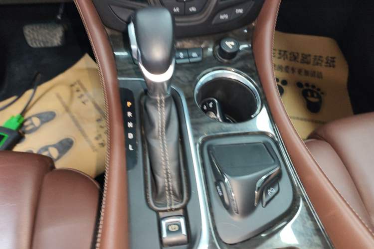 Used Buick Envision 2014 28T All-Wheel-Drive Versatile Sports Flagship Edition