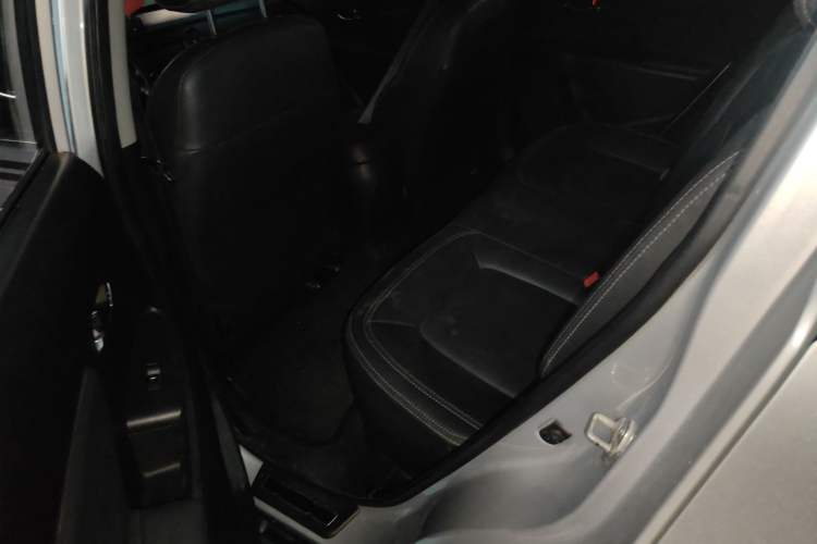 Used Kia Sportage R 2011 2.0L Automatic Two-Wheel Drive GLS
