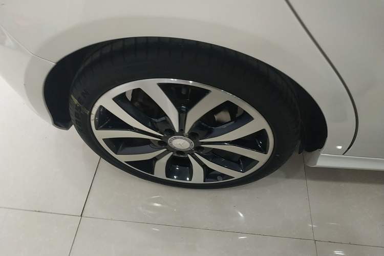 Used Mercedes-Benz A-Class (Import) 2015 A 200 Fashion Model