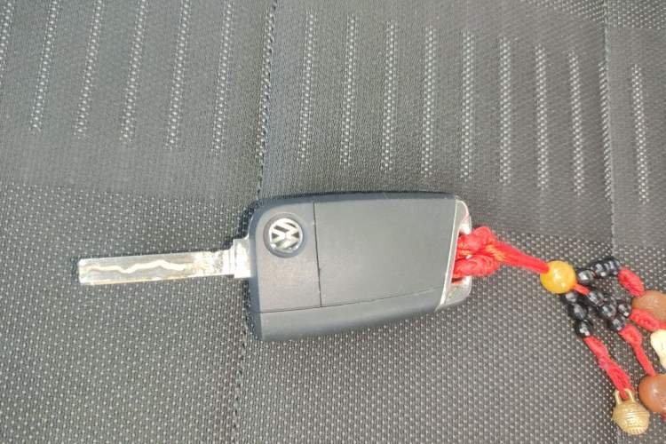 Used Volkswagen T-ROC 2018 280TSI DSG Two-Wheel Drive Advanced Version China V Emission Standard
