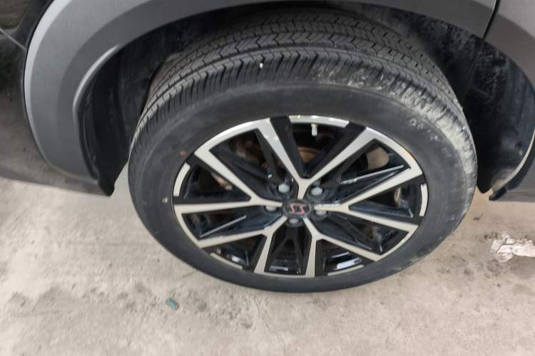 Used SOL X8 PLUS 2023 1.5 TGDI DCT Smart Edition 7-Seater