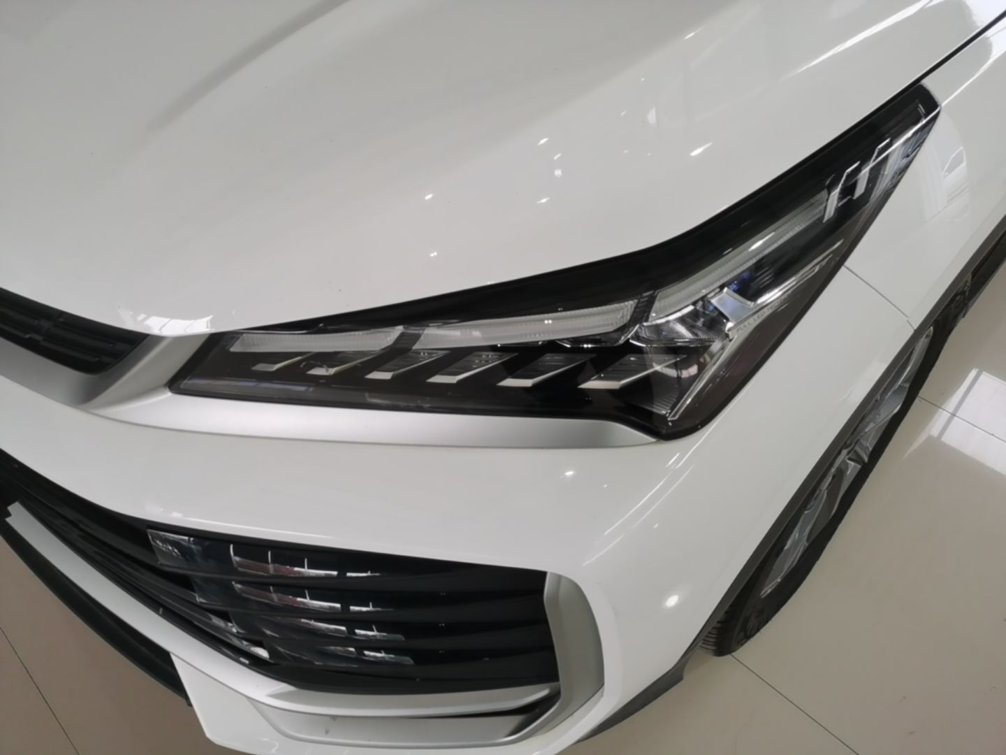 Geely Auto Coolray 2025 Bin Yue L 1.5TD DCT Star Diamond — снимка 8