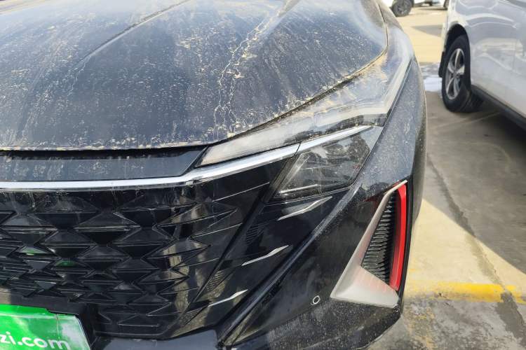 Used Oshan Z6 2023 Blue Whale 1.5T DCT Smart Luxury Model