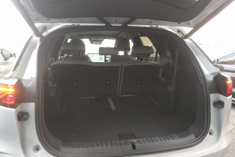 Used BYD Tang New Energy 2025 Intelligent Driving Version DM-i 115KM Flagship Edition Trunk