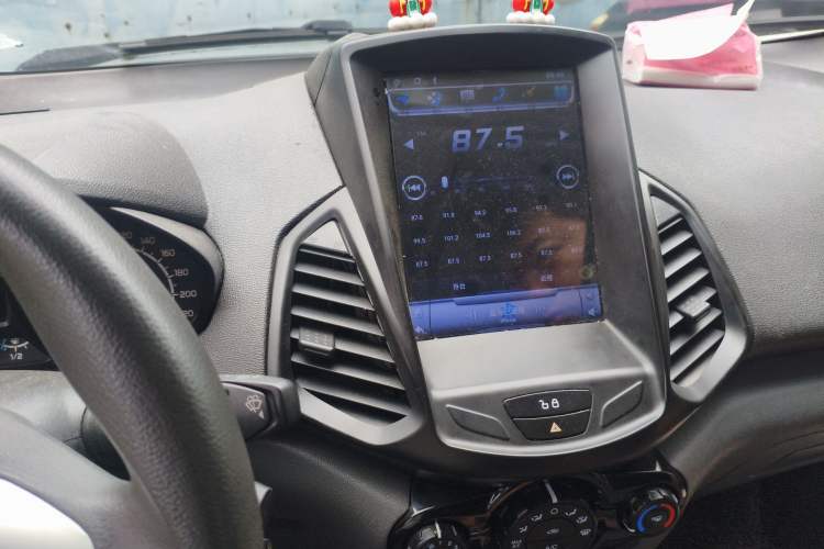 Used Ford EcoSport 2013 1.5L Automatic Fashion Model