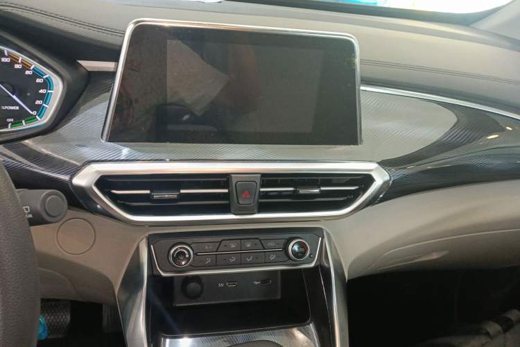 Used SAIC MAXUS Dajia 5 2022 430 km Elite Version 7-Seater