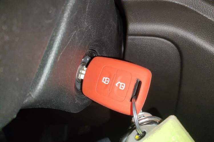 Used Wuling Hongguang V 2022 1.5L Jingqu Edition Electric-Assist LAR