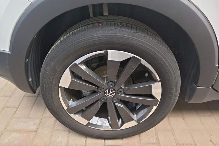 Used Volkswagen Tacqua 2020 280TSI DSG R-Line