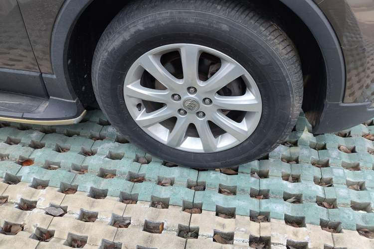 Used Buick Envision 2018 20T Two-Wheel-Drive Leading Model
