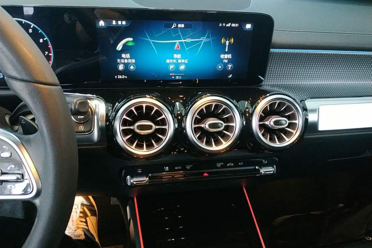 Used Mercedes-Benz GLB 2021 GLB 200 Fashion Model Audio And AC Panel