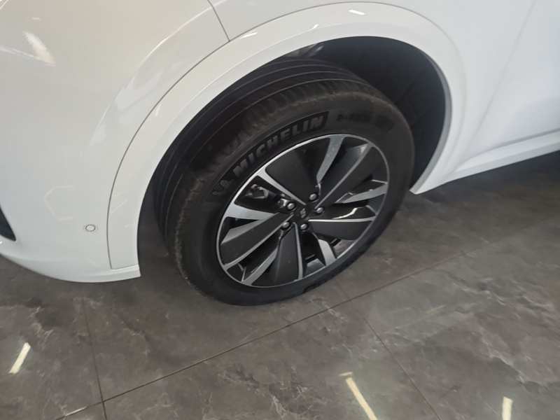 Used Li Auto L8 2025 Max Smart Refresh Edition — 22