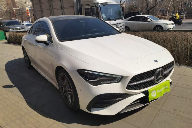 Used Mercedes-Benz CLA 2024 CLA 200 Front Right 45 Deg