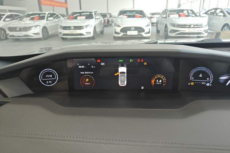 Used CHANGAN UNI-V 2023 1.5T Prestige Model
