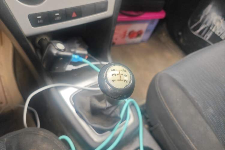 Used CHANGAN KAICHENG Ounuo S 2015 1.5L CNG Model Gear Lever