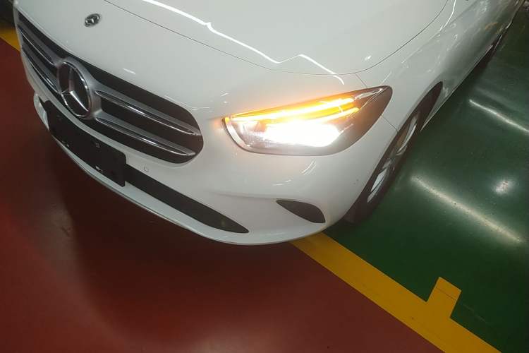 Used Mercedes-Benz B-Class 2022 Updated B 200 Fashion Edition