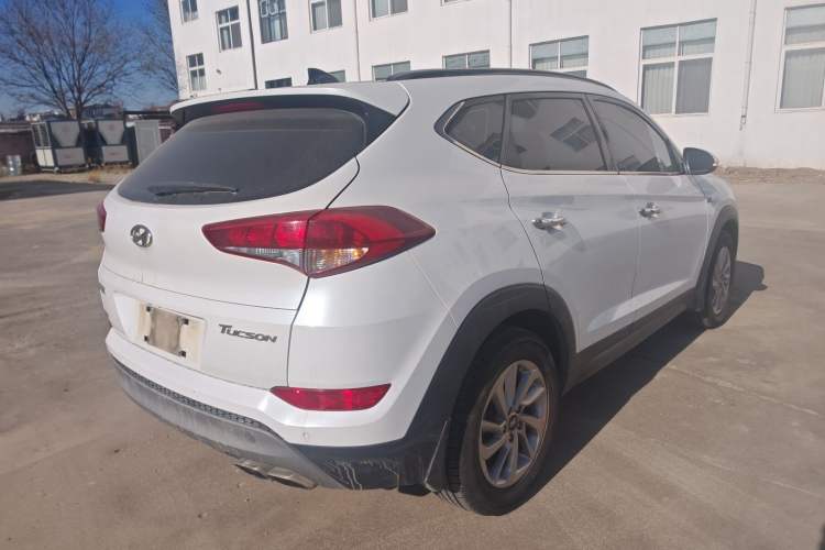 Used Hyundai Tucson 2018 1.6T Dual-Clutch Two-Wheel Drive 15th Anniversary Special Edition