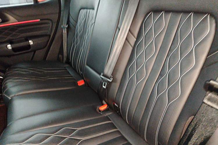Used Tank 300 2024 2.0T Challenger Left Rear Seat