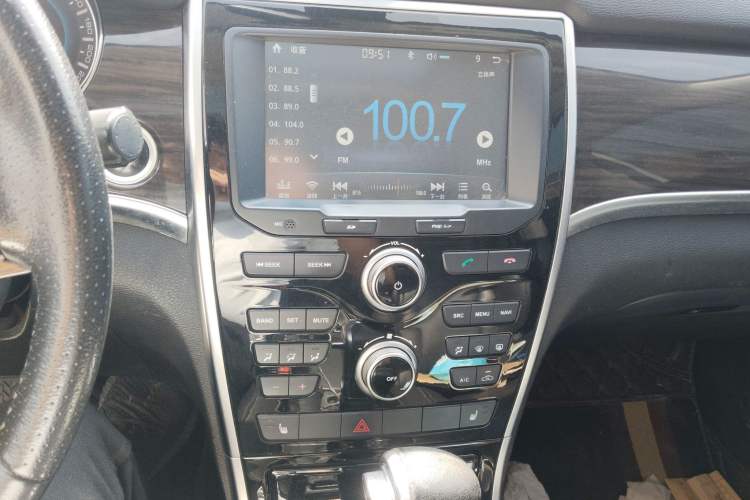 Used Haval H2 2016 Red Label 1.5T Automatic Two-Wheel Drive Elite Model