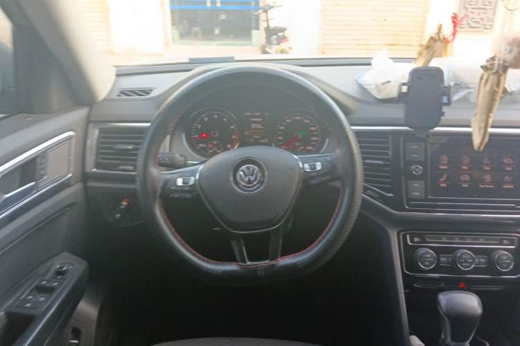 Used Volkswagen Teramont 2019 380TSI Four-Wheel Drive Comfort Edition China VI Standard Steering Wheel
