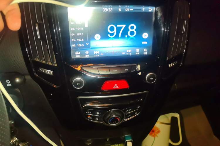 Used Great Wall M4 2015 1.5L AMT Luxury Model Audio And AC Panel