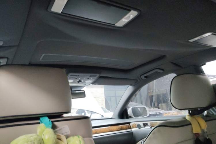 Used Volkswagen Phaeton 2011 3.6L V6 4-Seater Extended-Length Individual Edition