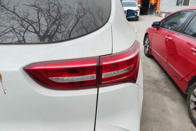 Used JETOUR X70 2020 1.5T DCT Comfort Edition 5-seater