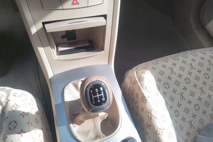 Used Roewe 350 2013 350S 1.5L Manual Xunchi Edition