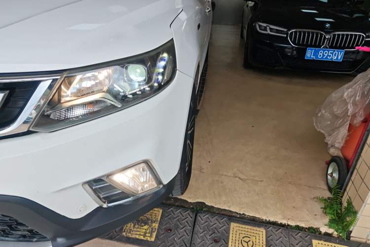 Used Geely Auto Vision X6 2016 1.3T CVT Flagship Model