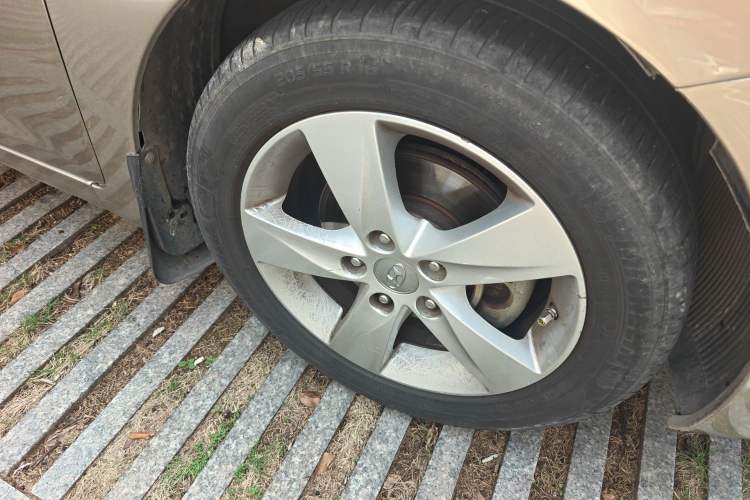 Used Hyundai Elantra (5th Generation / Langdong) 2012 1.6L Automatic Leading Model
