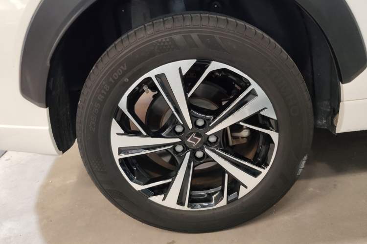 Used SOL QX 2021 300T DCT Deluxe Smart Connectivity Version