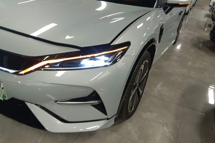 Used BYD Song L EV 2025 662 km Advanced Intelligent Driving Version
