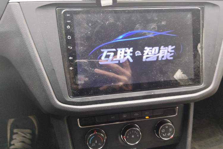 Used Volkswagen Tiguan L 2020 330TSI Automatic Two-Wheel Drive Luxury Edition China VI Standard