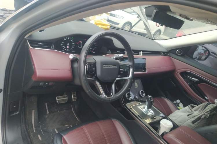 Used Land Rover Range Rover Evoque 2021 Range Rover Velar L 249PS R-Dynamic First Edition