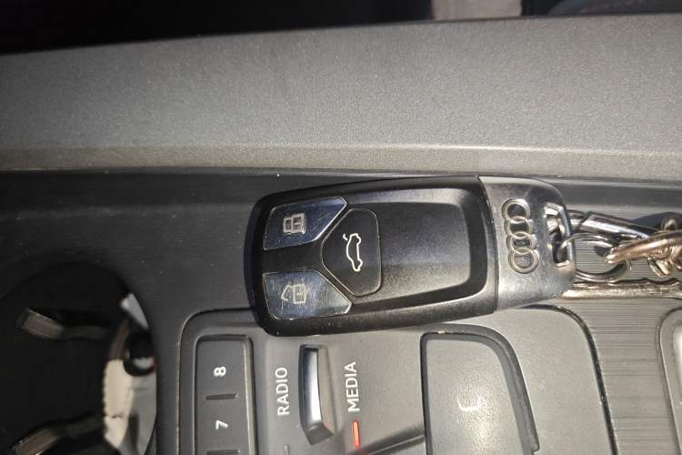 Used Audi A4L 2017 40 TFSI Ambition Edition