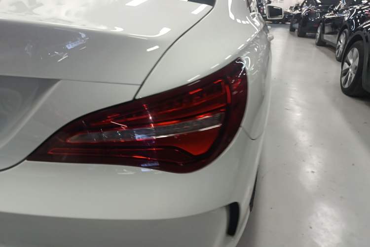 Used Mercedes-Benz CLA 2018 CLA 200 Style Edition Exterior 3